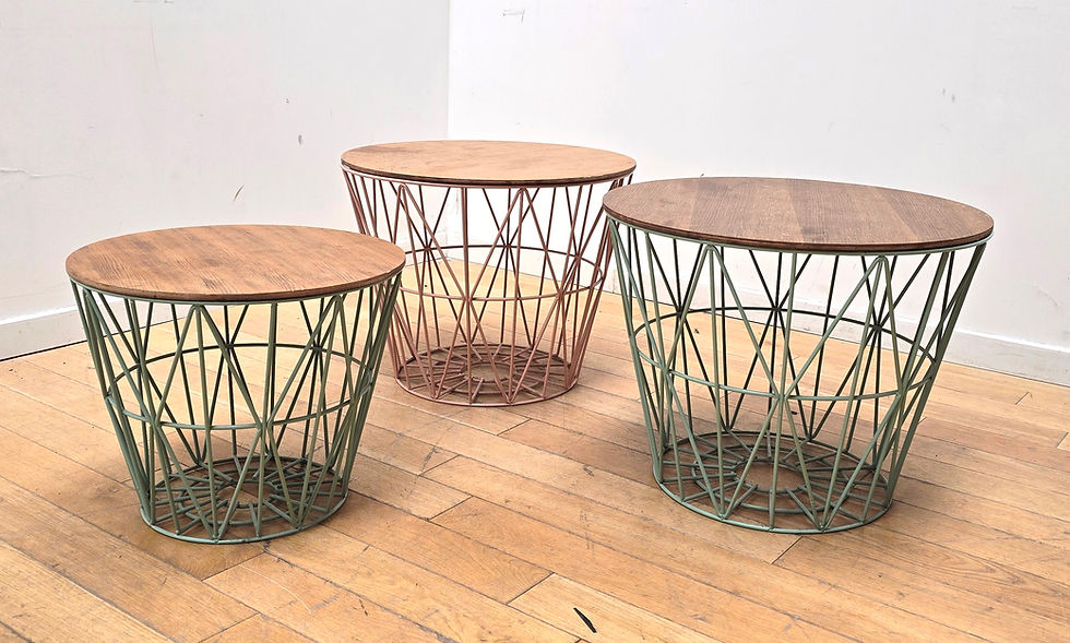 Suite de 3 tables d'appoint Ferm