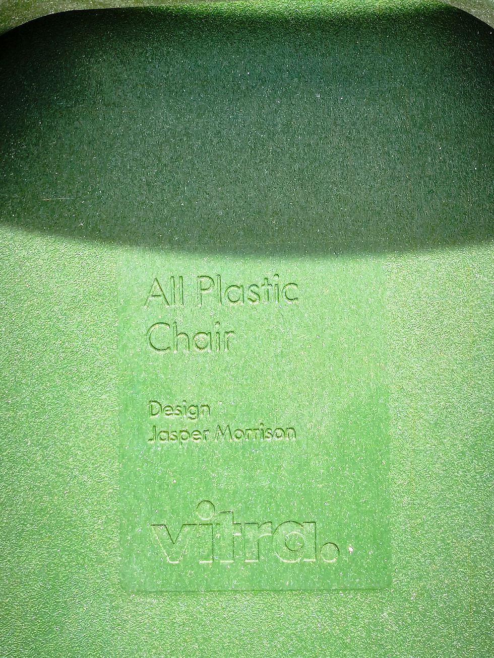 Miniature : Suite de 4 chaises All Plastic Chair, Vitra