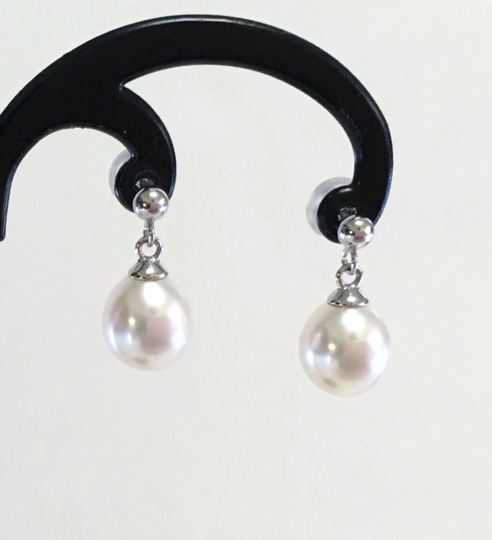 Thumbnail: White Pearl Diamond pendant top