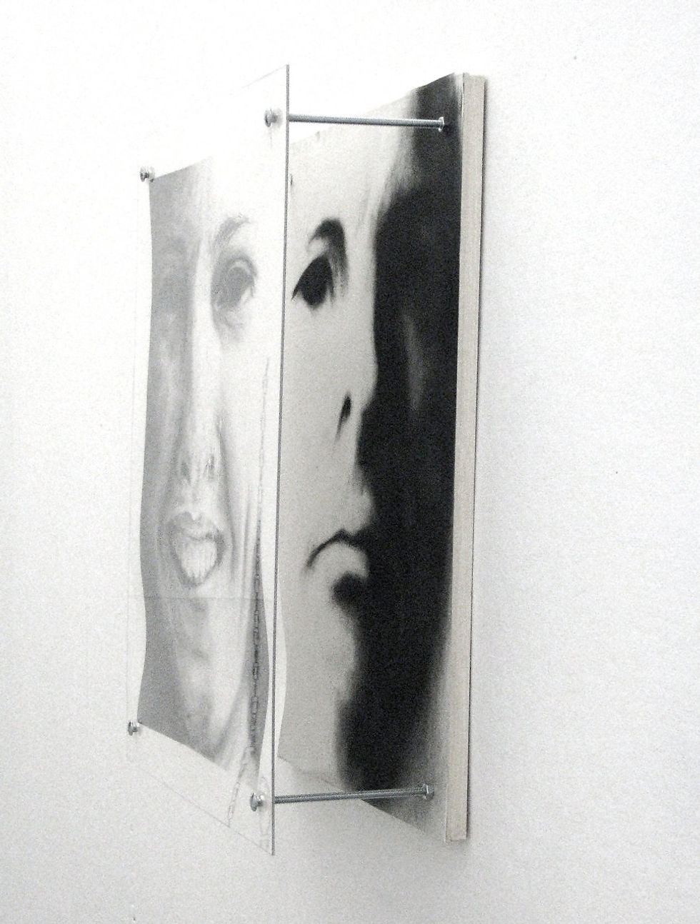 Ripped - detail, right view