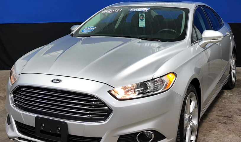 2015 Ford Fusion SE FWD's photo