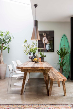 Surfboard-Decor-via-Jeroen-van-Zwetselaa