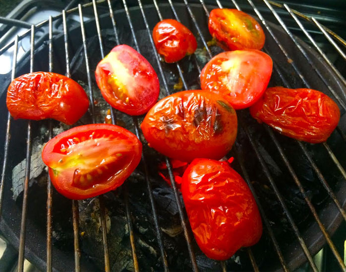 Como fazer tomates pelados em casa