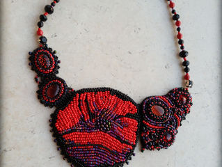 Embroidery beads poppy necklace