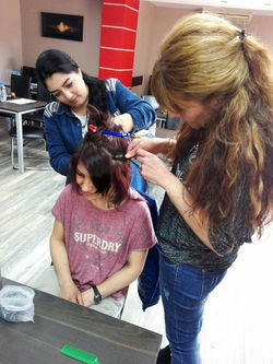 30725025_1795470473832762_52745912467849