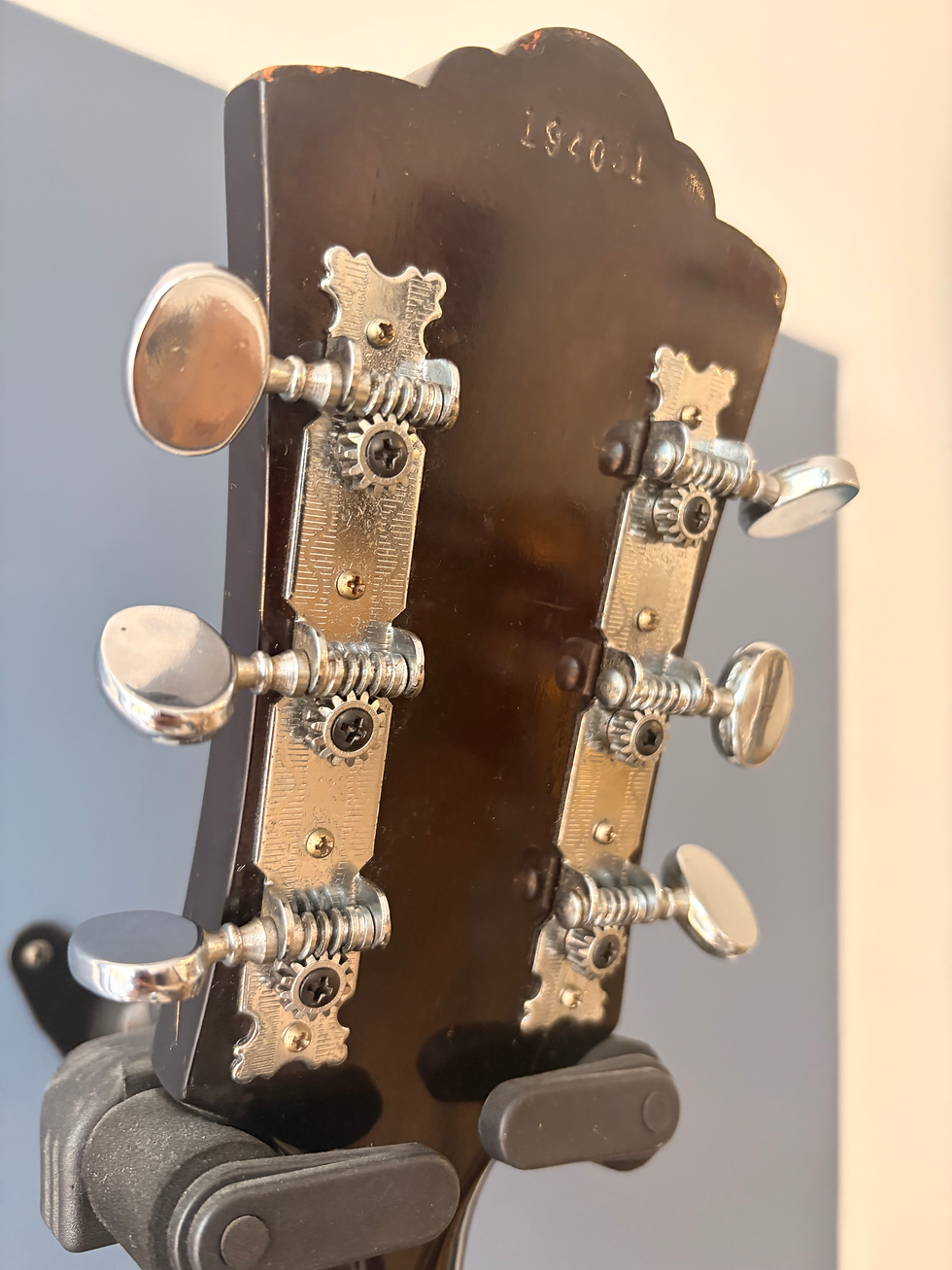 Miniature : Guitare Folk Guild D25M Dreadnought