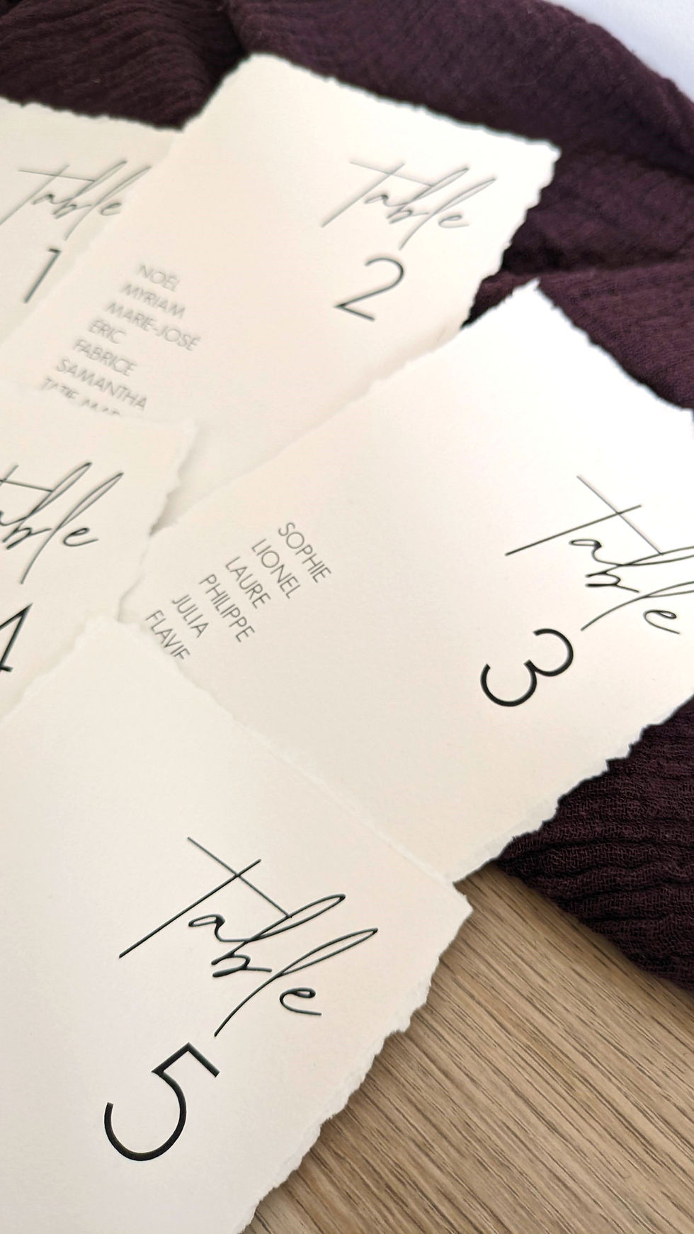 Miniature : Plan de Table Mariage en Papier Coton – Bords Déchirés à la Main