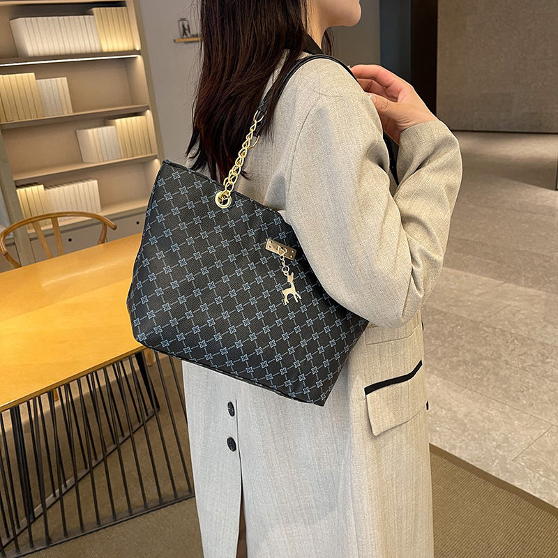 Thumbnail: Aveline Signature Handbag