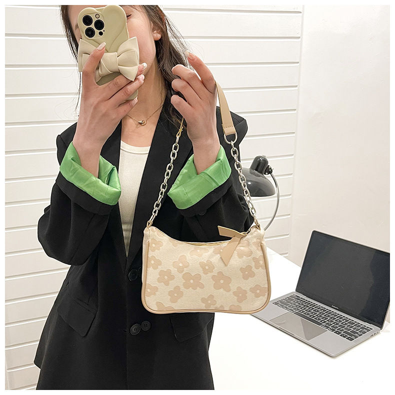 Thumbnail: Veloura Mini Shoulder Bag