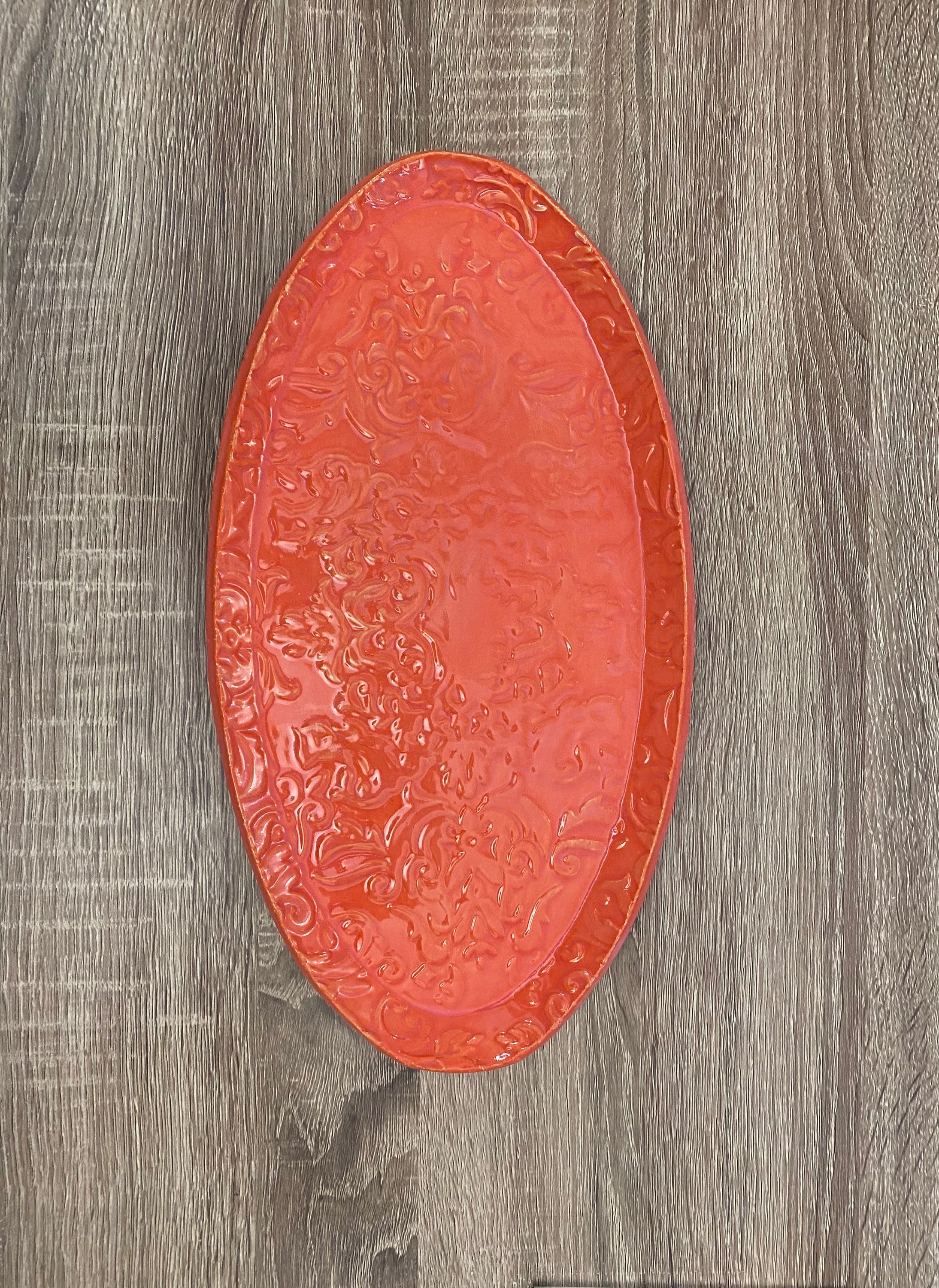 Plat oval à dentelle 