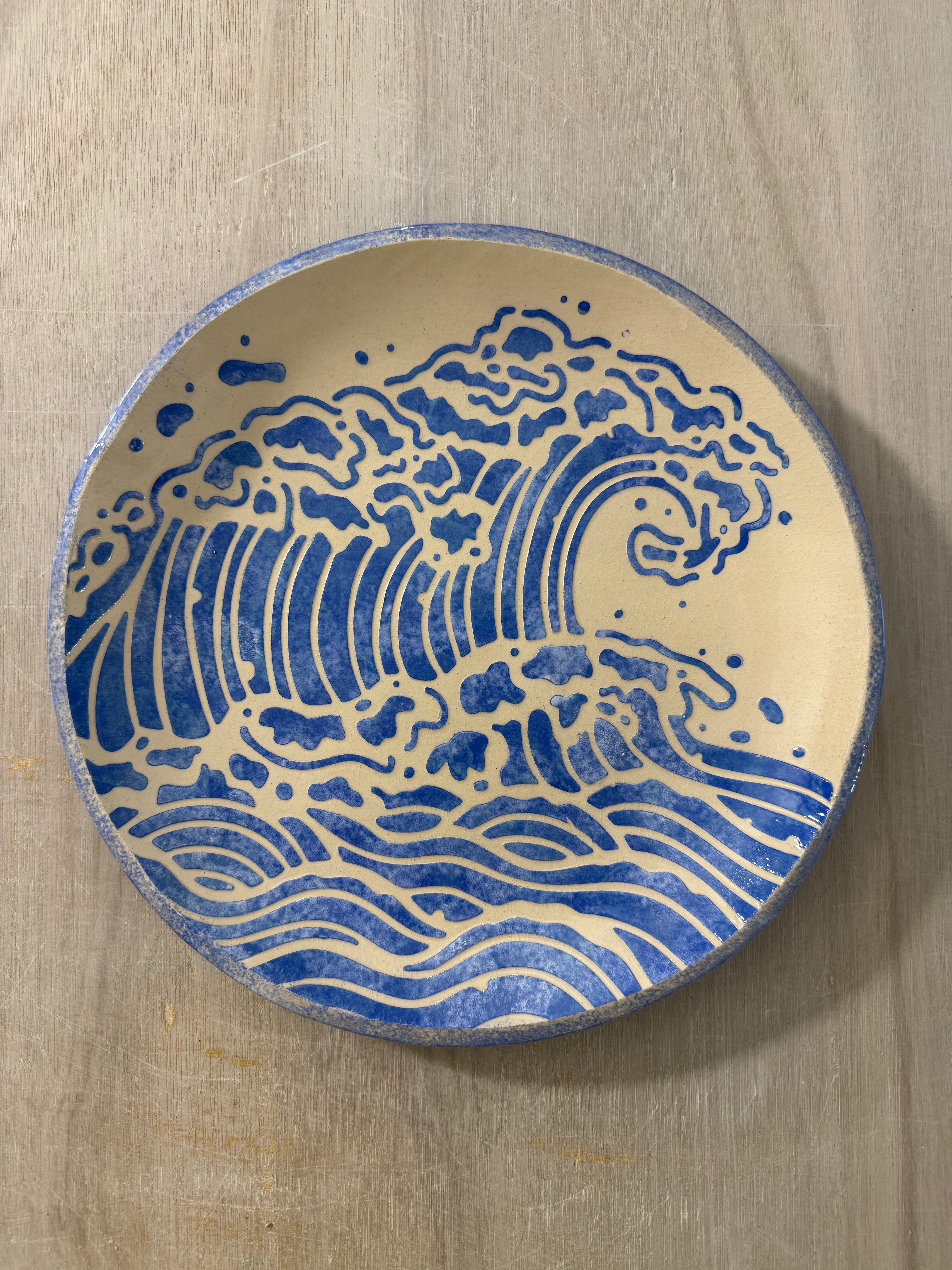 Assiette plate wave