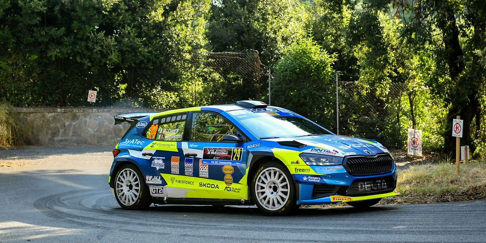 Roberto Daprà and Luca Guglielmetti driving the Škoda Fabia RS Rally2 during the Rally di Roma Capitale Qualifying Stage.