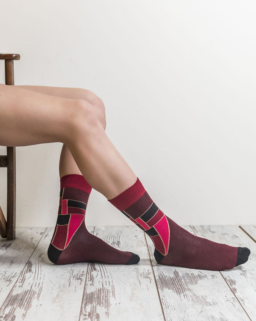 Thumbnail: Men's Burgundy Mix Set Socks