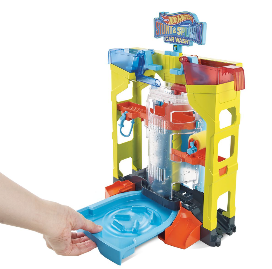 Thumbnail: Hot Wheels Stunt Splash Car Wash Playset with One Colour-Changing Car