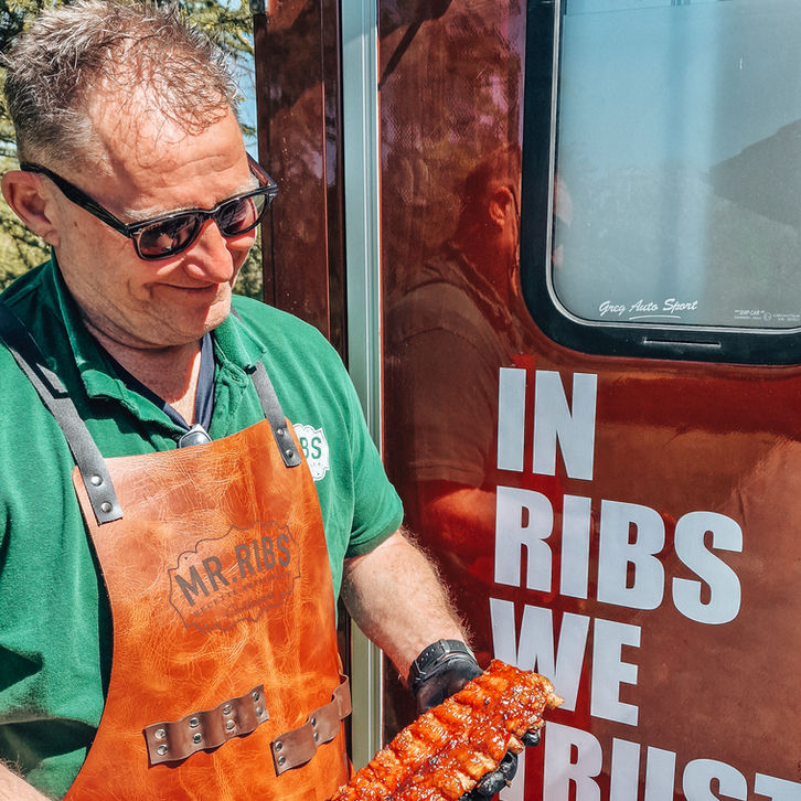 MR. RIBS FOOD TRUCK HAUTE-SAVOIE FRITS SNELLEMAN