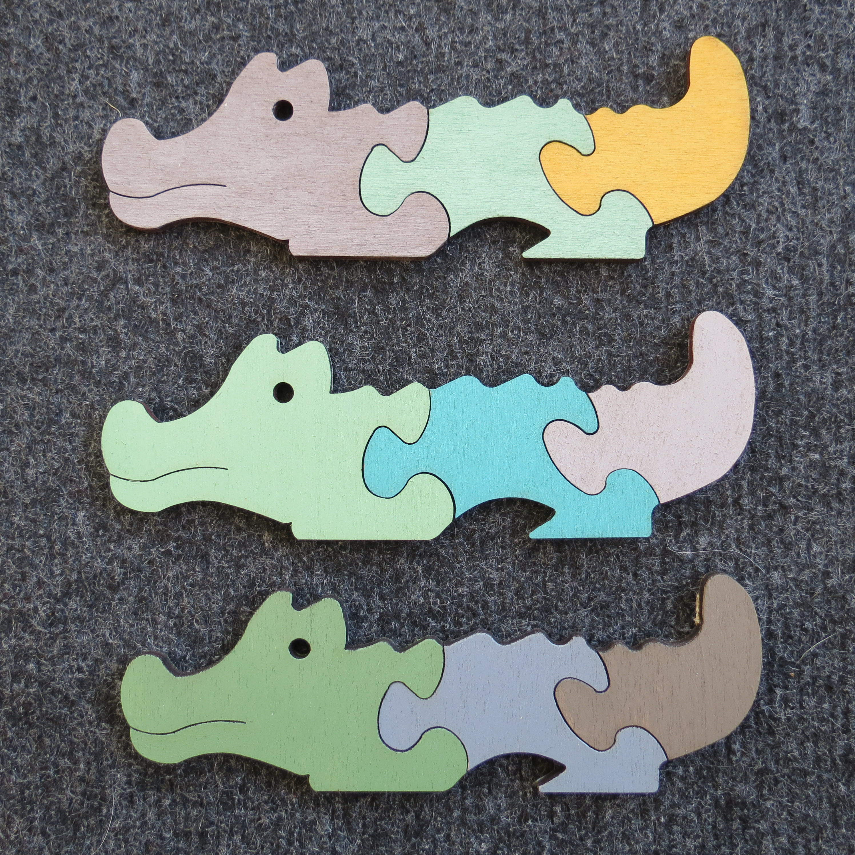 Puzzle din lemn stratificat crocodil – cele 3 modele împreună