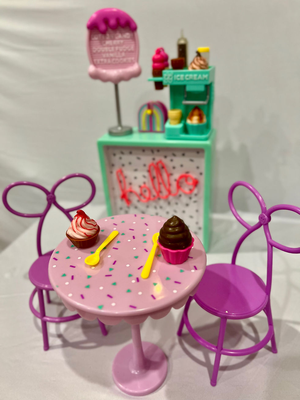 Thumbnail: Ice Cream Shop She-EO