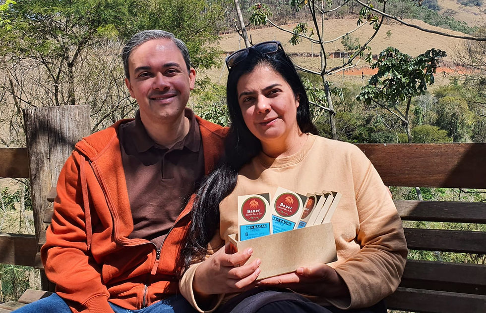 Gustavo e Simeia, da Bauer
