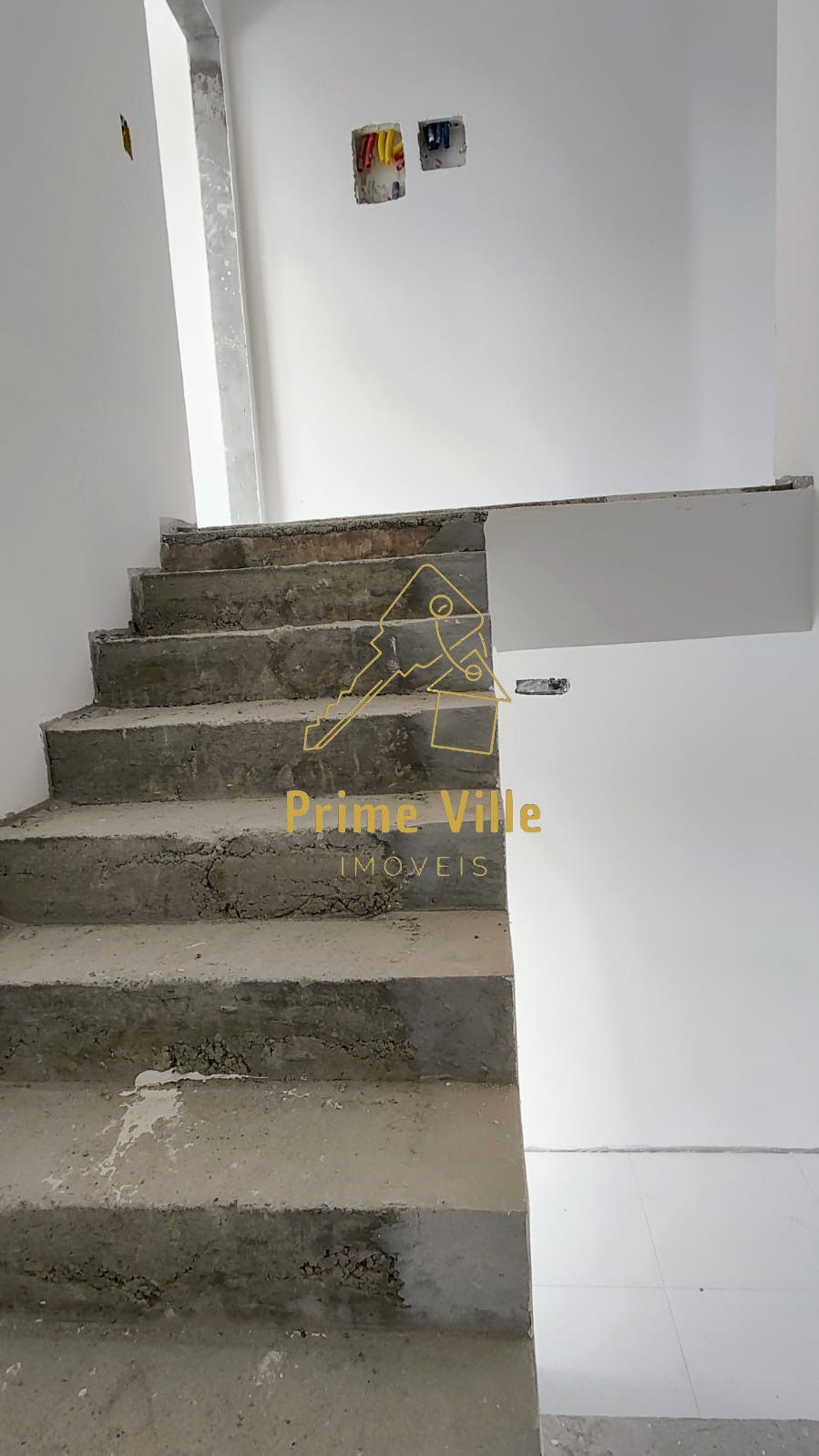 Miniatura: Geminado com Suíte mais dois quartos no Iririú