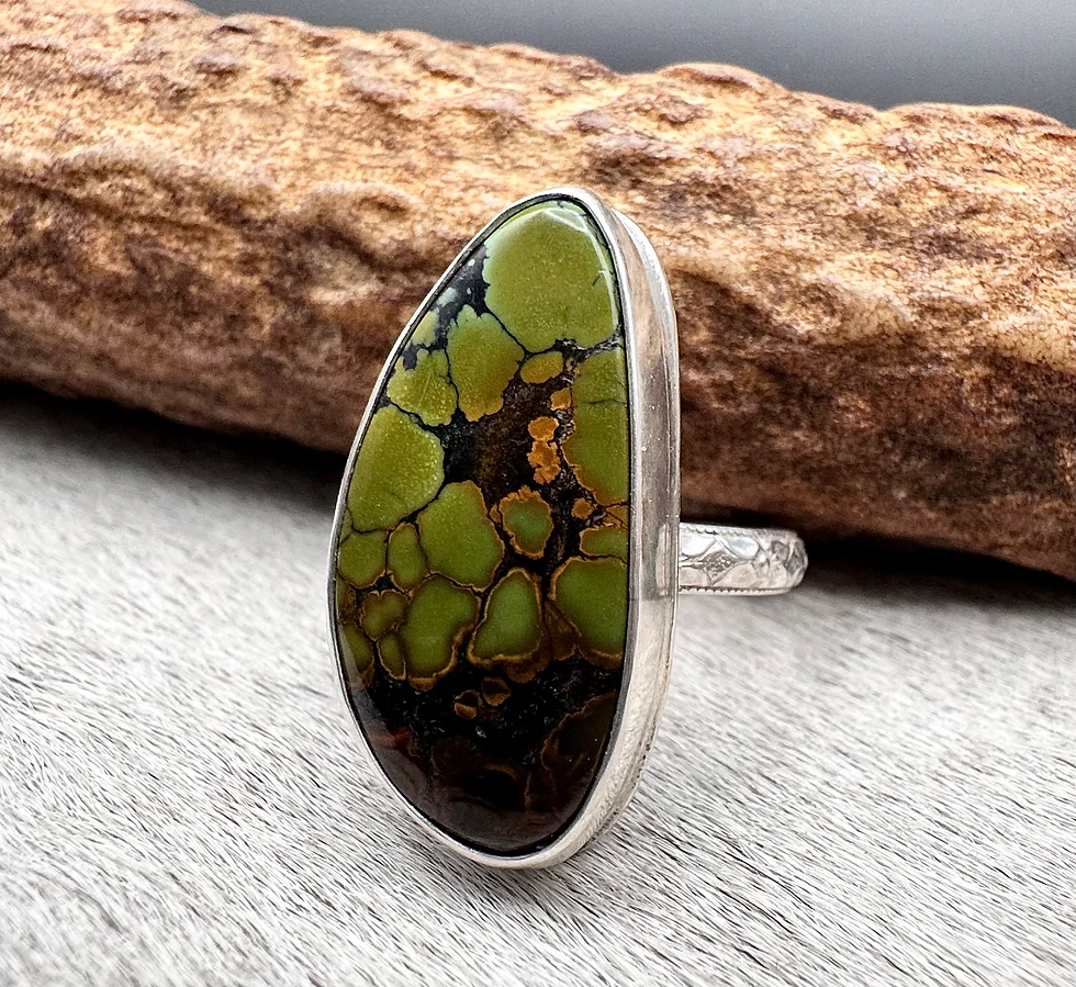 Thumbnail: Ninja Turtle - Hubei Turquoise Ring