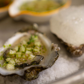 Oyster apple vinegret dressing