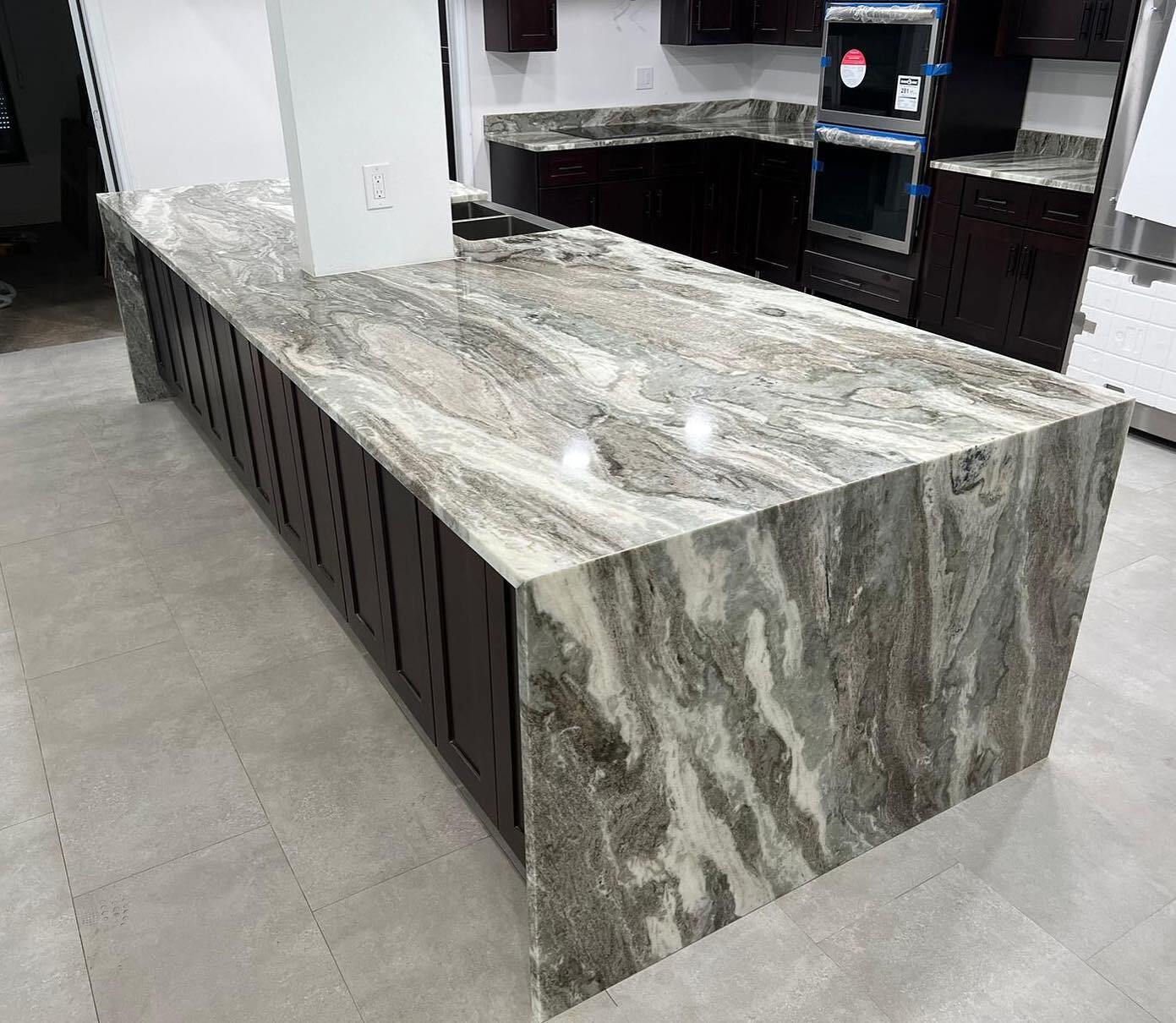 Installation photograph by Affordable Granite Florida