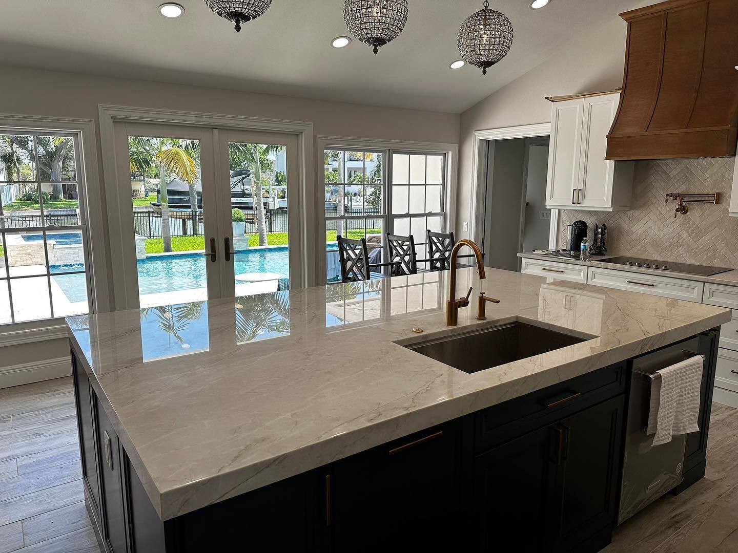 Installation photograph by Affordable Granite Florida