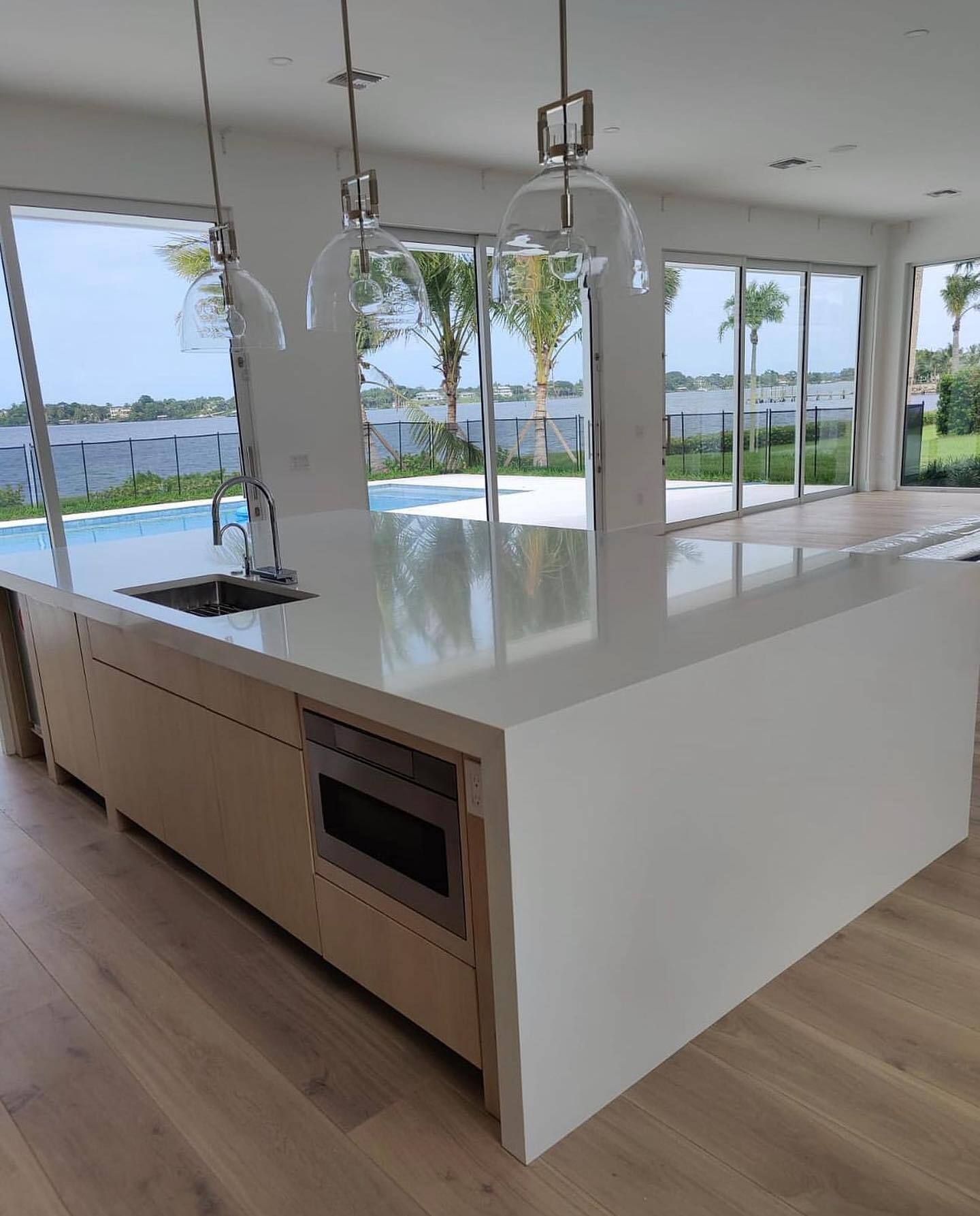 Installation photograph by Affordable Granite Florida