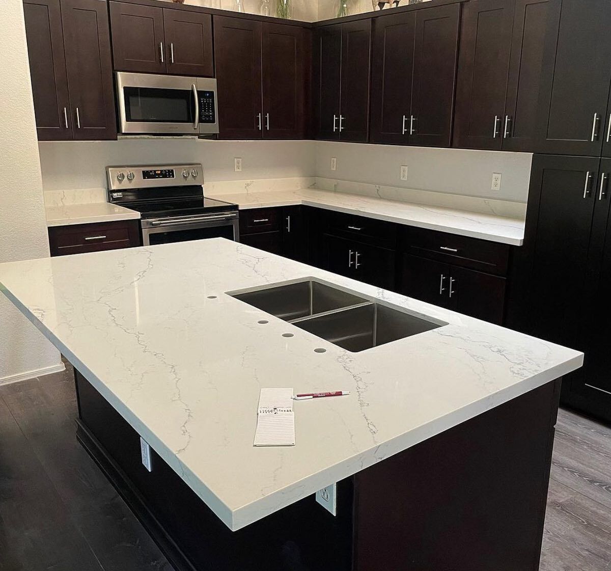 Installation photograph by Affordable Granite Florida
