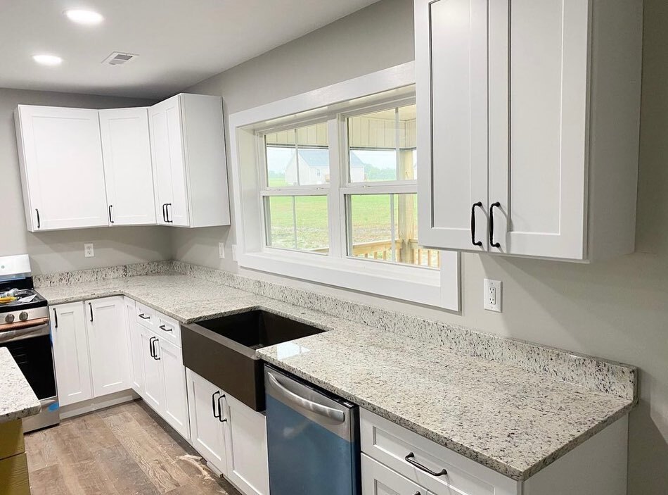 Installation photograph by Affordable Granite Florida