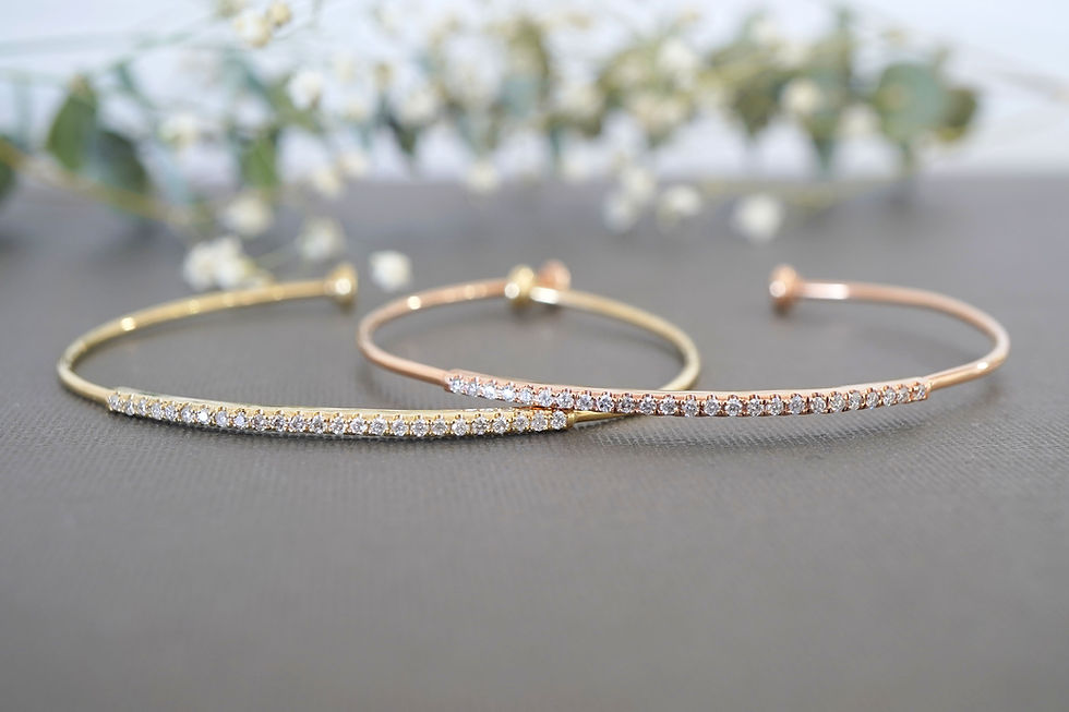 Thumbnail: 14k 1/4ctw Diamond Cuff Bracelet