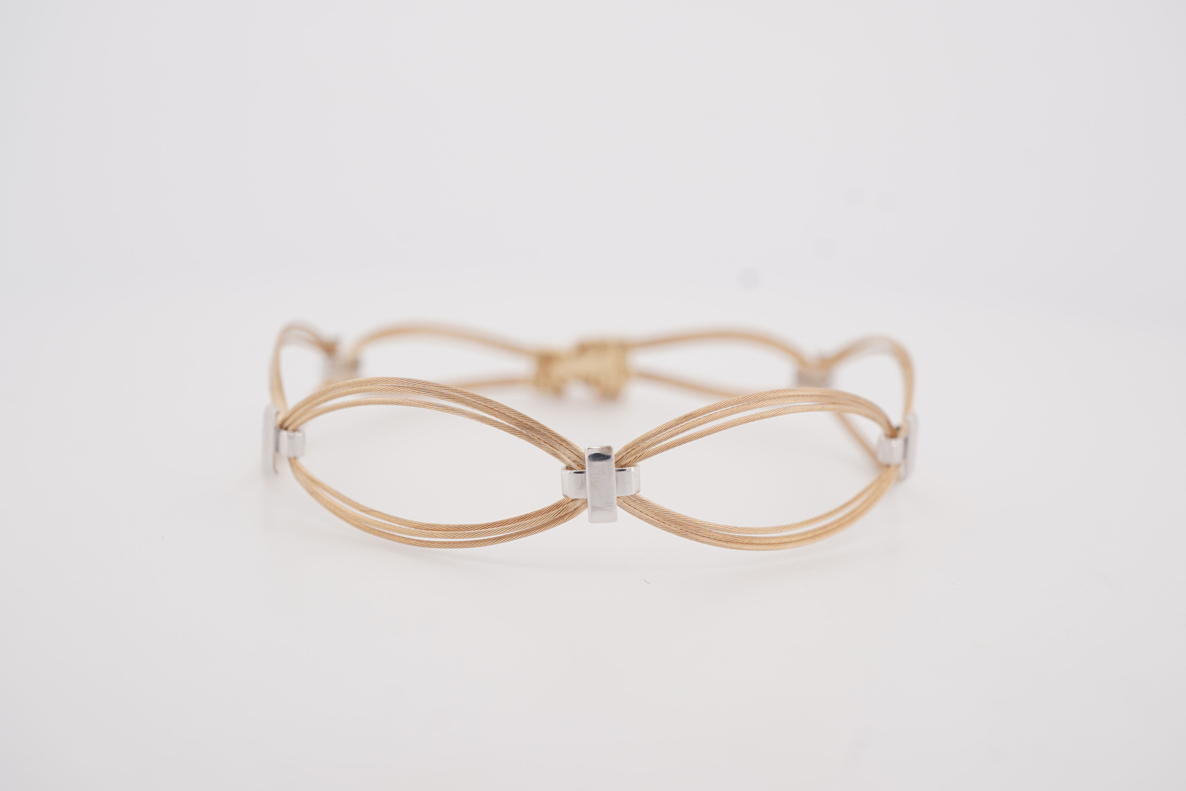 10k Wire Loop Bracelet