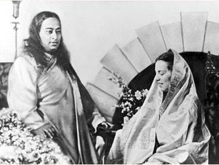 SRI DAYA MATA "DISCEPOLA" DI YOGANANDA