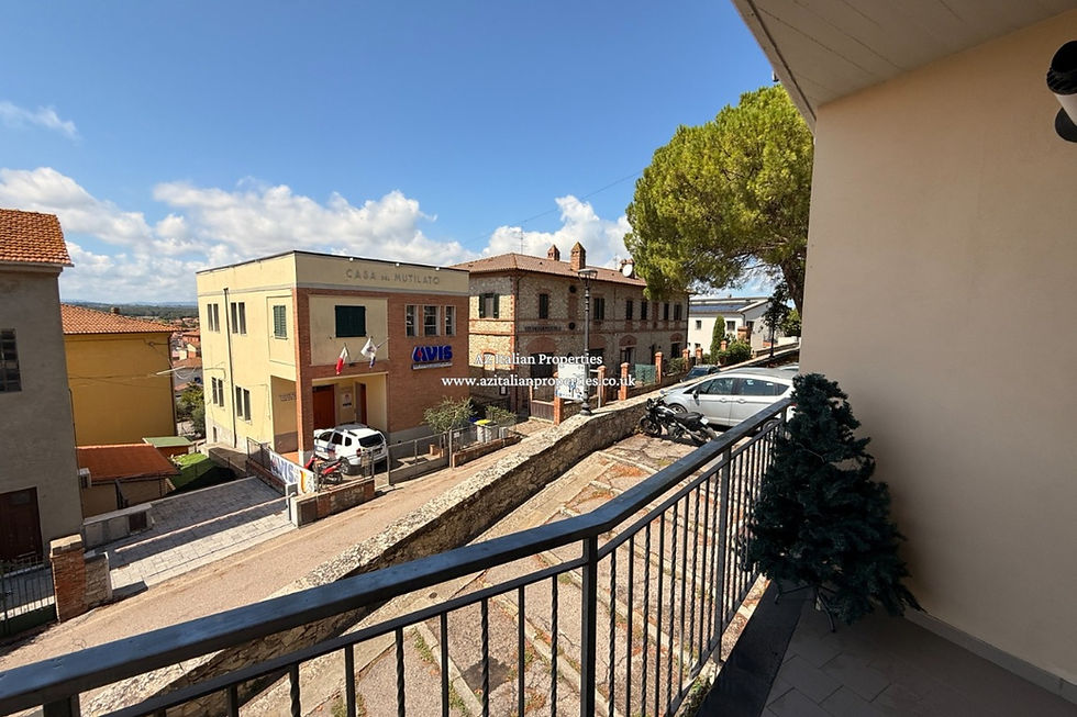 Lake View Apartment for Sale Castiglione del Lago Umbria (40).jpg