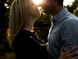 Romantic loveshoot during golden hour