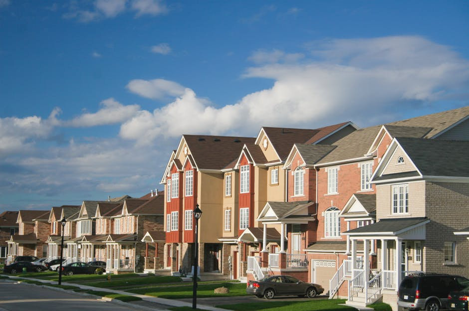apartment community for multifamily real estate investing