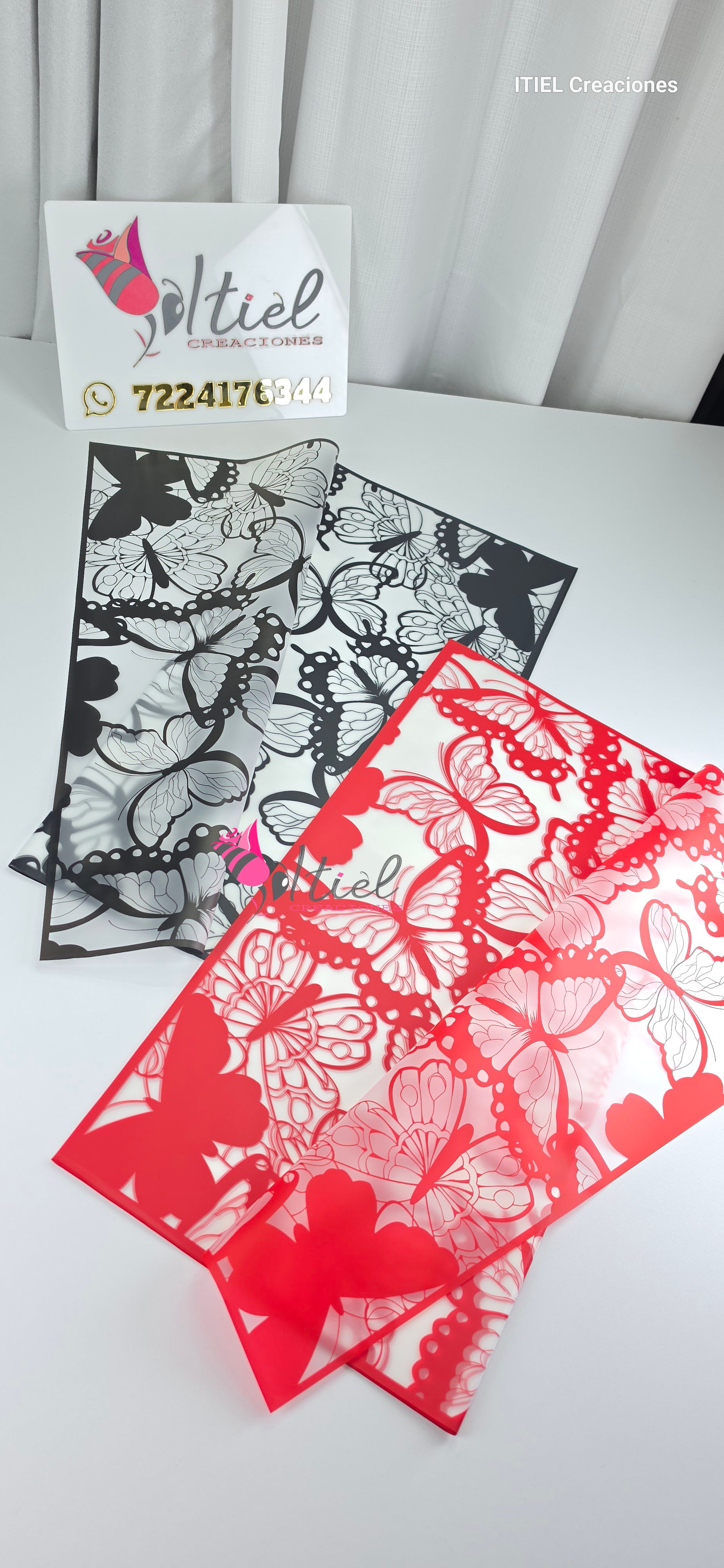 Semitransparente con mariposas