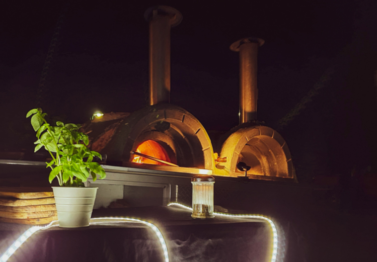 Jungle Oven Catering food truck