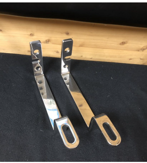 三菱FUSOスーパーグレート フォグランプステー | ONE-HEART