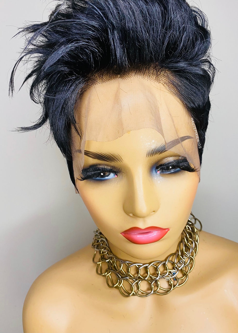 Thumbnail: HAUTE Ariya