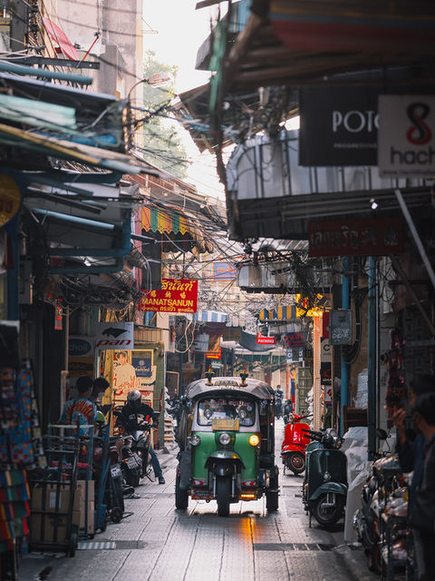 thailand, small alleys photo, beautiful view in thailand, must see thailand, Luca Talarico, Through Luca's Lens