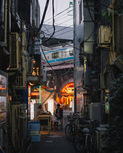 SHIMBASHI_ALLEY_Japan_Low.jpg