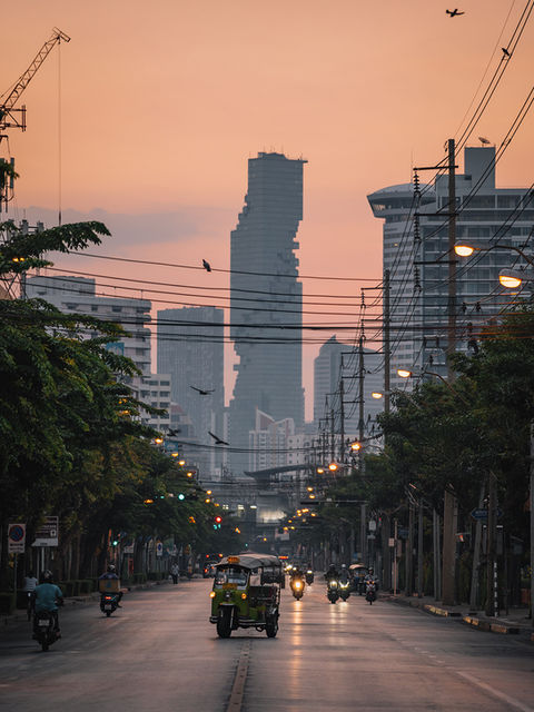 King, Thailand, Street view, urban art, photo, Luca Talarico, Through Luca's Lens