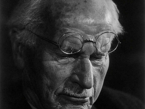 "Does the World Stand on the Verge of Spiritual Rebirth ?", by Carl Jung