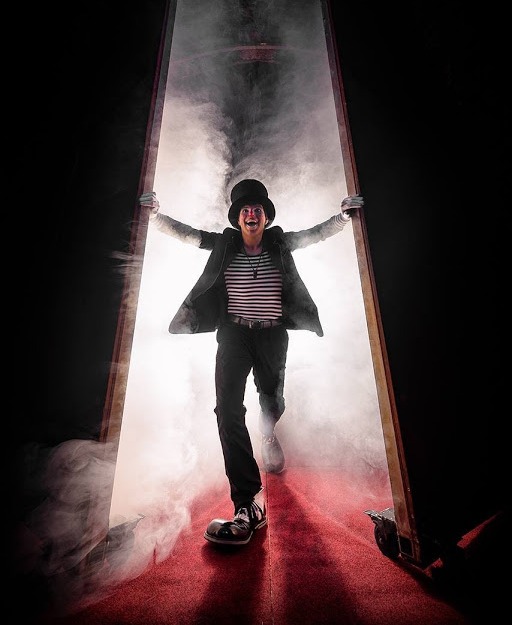 HOME | Super American Circus