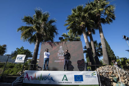 Un solo Paese, l'Arabia Saudita. Percorso nuovo all'80 per cento e il più grande deserto del mondo