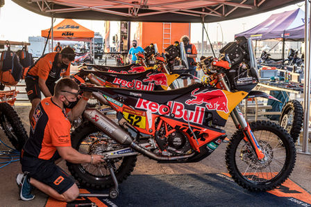 KTM RIDERS COMPLETE SHAKEDOWN TESTS AHEAD OF 2021 DAKAR RALLY