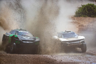 Colpi di scena a go go nella 1. finale del lungo weekend sardo nella Extreme E vinta da Leduc-Price