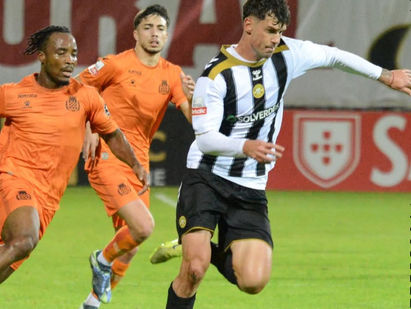Nacional "marca passo" na I Liga: empate caseiro