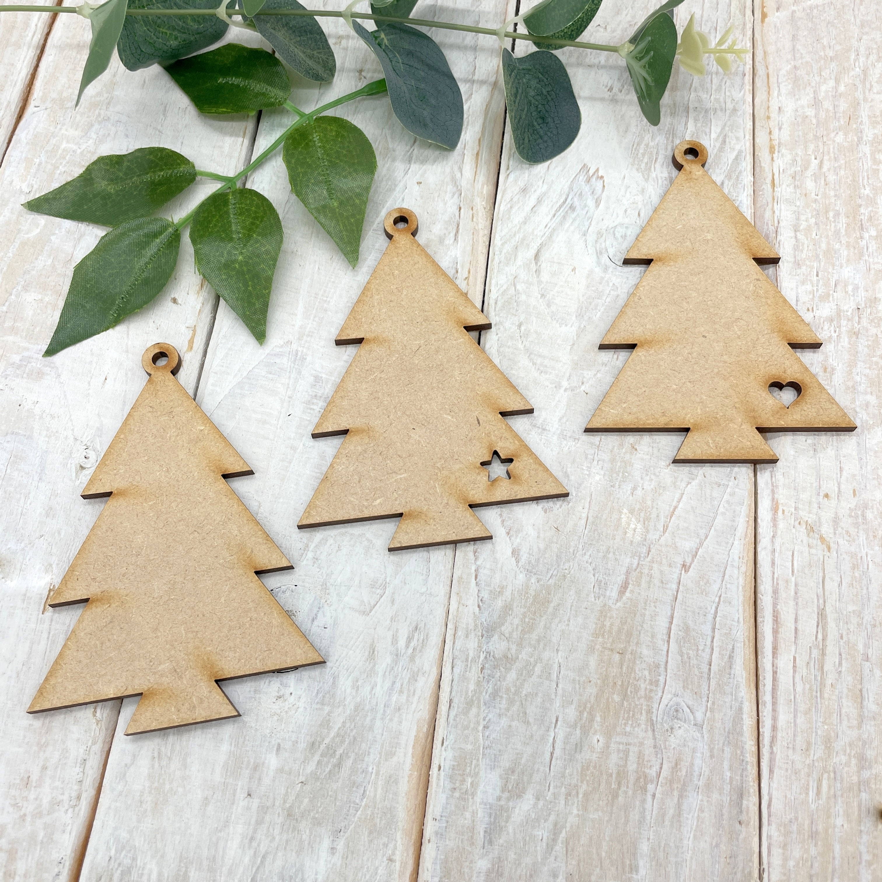MDF Christmas Decoration with Hole 10cm 5 Pack Tree 2